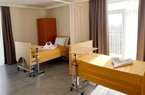 CÃ©lÃ©brez le dÃ©marrage de la maison de soins infirmiers CHIXX Ã  Malte